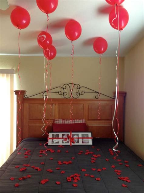 Combine masculine + feminine patterns. 25 Romantic Valentine's Decorations Ideas For Bedroom ...