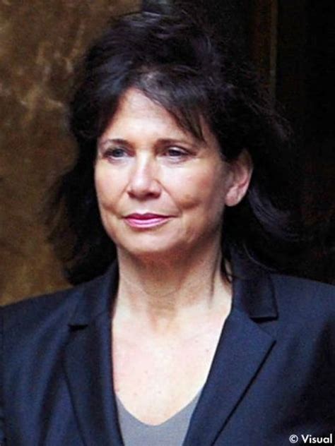 Sinclair remained silent for 10 years after the scandal. Les femmes de la semaine : Anne Sinclair dans la tourmente ...
