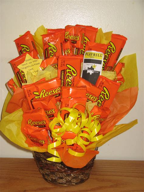 Reeses Bouquet Crafty Halloween Cake