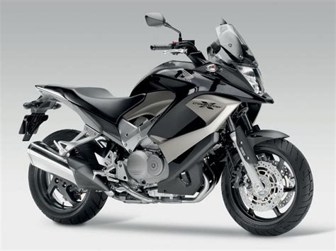 Are driving 0 · subscribed 0 · discussions 0. 2011 Honda Crossrunner - Asphalt & Rubber