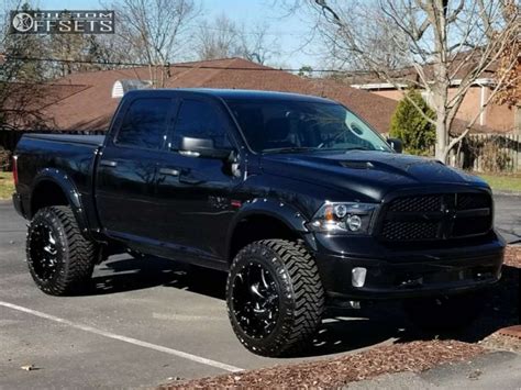 2015 Ram 1500 With 22x14 70 Fuel Cleaver And 37135r22 Atturo Trail