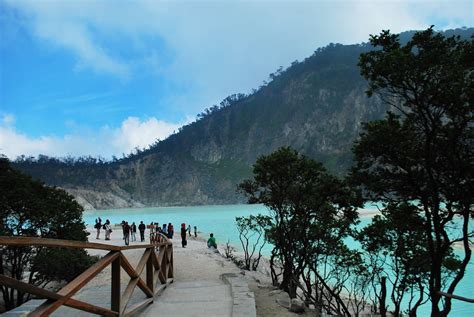 15 Tempat Wisata Di Bandung Terbaru Dan Hits Yang Wajib Didatangi