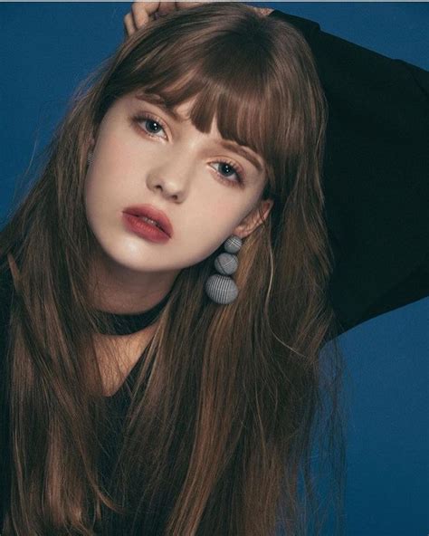 Instagram 上的 Kulakova Sonya：「 Kulakovasonya 」 外人メイク 美人 顔 ヘアカラー