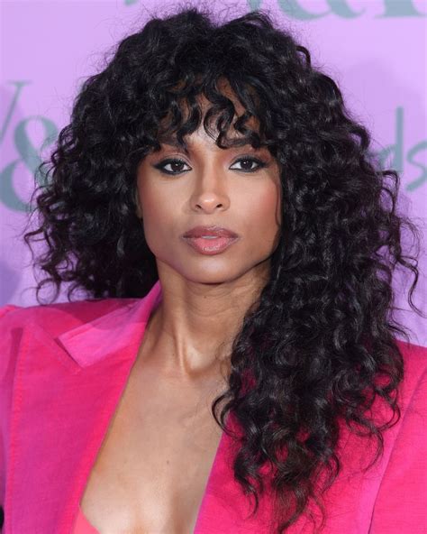 After all, you are blessed with curly hair; Best Fringe Hairstyles for 2018 - How To Pull Off A Fringe ...