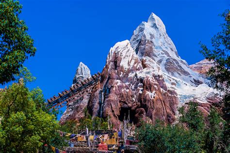 Expedition Everest Legind Of The Forbidden Mountain Rollercoaster Ride