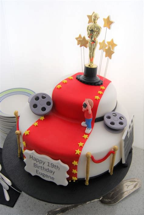 Oscar Cake 349 • Temptation Cakes Temptation Cakes