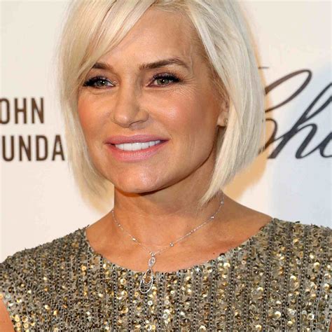 Fine Hair Bob Hairstyles For Older Women - Chit Chatan