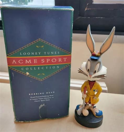 Rare Warner Brothers 1993 Bugs Bunny Playing Golf Bobblehead Figure