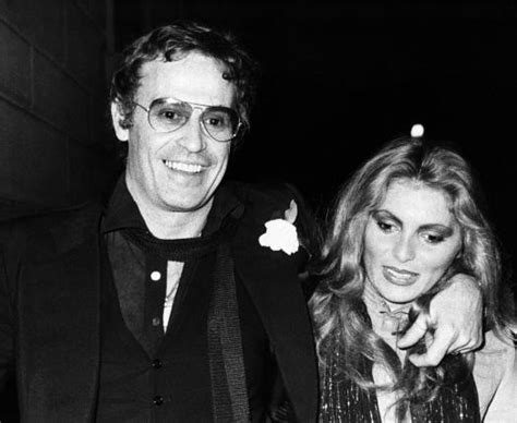Il cantautore romano, 74 anni, era malato da tempo. AMORE ROMANTICO: La canzone d'amore: Un'estate fa di ...