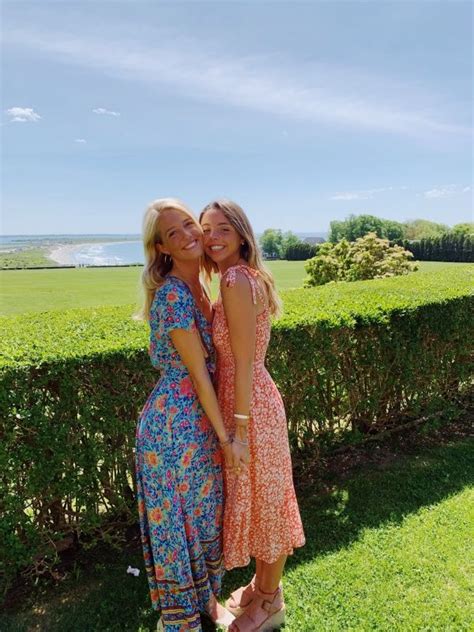 Sophiamirovski Friend Photoshoot Cute Outfits Preppy Summer