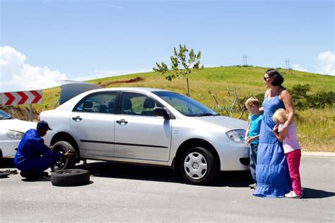 Does Roadside Assistance Cover Flat Tires