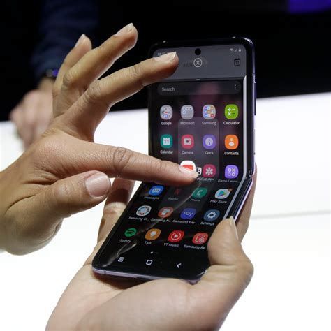 Se Filtra Imagen Del Galaxy Z Un Nuevo Smartphone Plegable De 10 Pulgadas