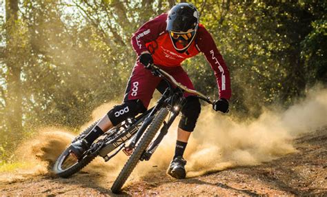 16 Best Mountain Biking Apparel And Clothing Brands 2022