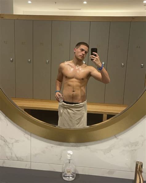Dylan Sprouse Shows Off His Body Transformation After Deciding He
