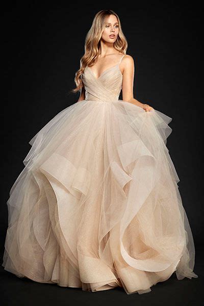14 Best Gold Wedding Dresses 2022 Sparkly Champagne Wedding Gowns