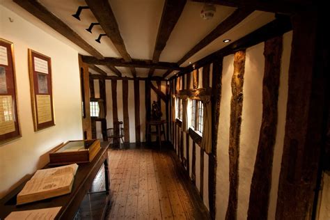 Pin By Richard Roberts On Noises Cottage Interiors Timber Frame