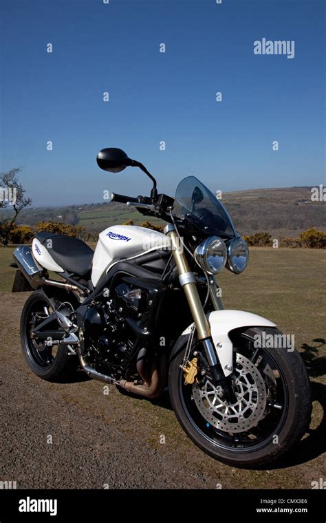 Triumph 675 Motorcycle Hi Res Stock Photography And Images Alamy