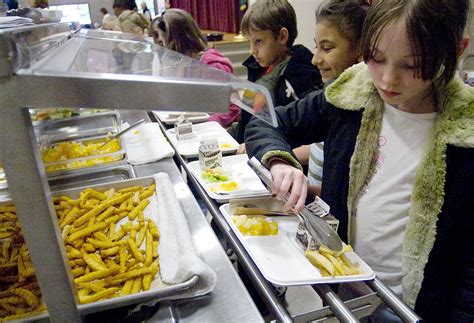 School Cafeterias Prepare For Tough Test The Columbian