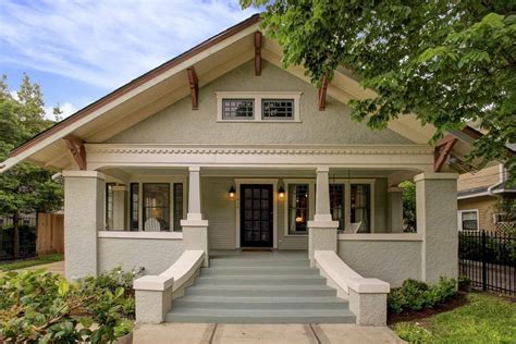 Find This Home On Craftsman Bungalow Exterior Bungalow