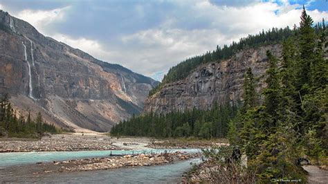 Valley Of A Thousand Falls Robson River On Berg Lake Tra Flickr