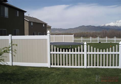 2 Tone Vinyl Fence W Arbor Saratoga Springs Utah Vinyl Fencing Utah