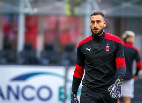 Ac milan news, transfer news, rumours, match reports, analysis, video highlights and investigative journalism from the most committed english language milan journalists from around the world. AC Milan goalkeeper Donnarumma tests positive for ...
