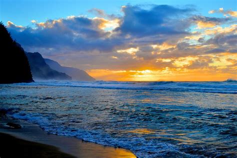 7 Perfect Places To Watch The Sunset On Kauai