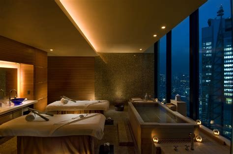 Massage Room At Hilton Tokyo Home Spa Room Luxury Spa Luxury Hotel