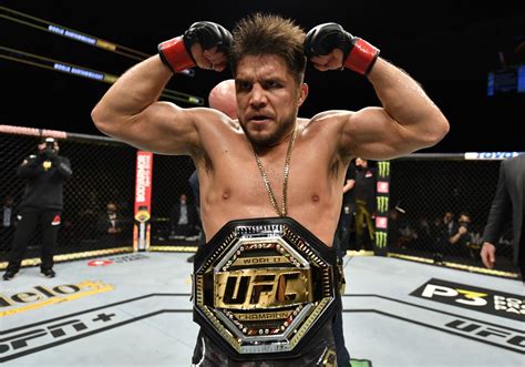 Top 10 Greatest Ufc Fighters Of All Time Hubpages