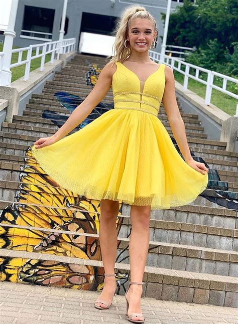Lp1430cute A Line Deep V Neck Yellow Short Homecoming Party Dresses On