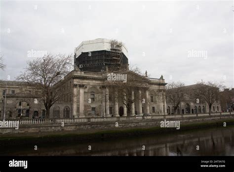 Four Courts Dublin Dome Hi Res Stock Photography And Images Alamy