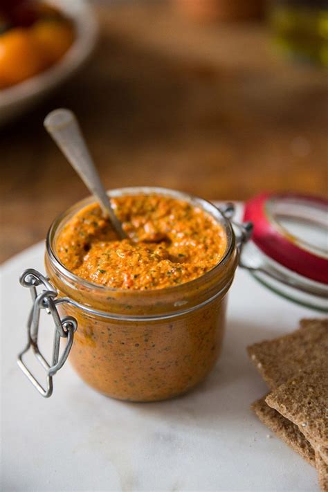 How To Make Roasted Red Pepper Pesto Drizzle And Dip Receta