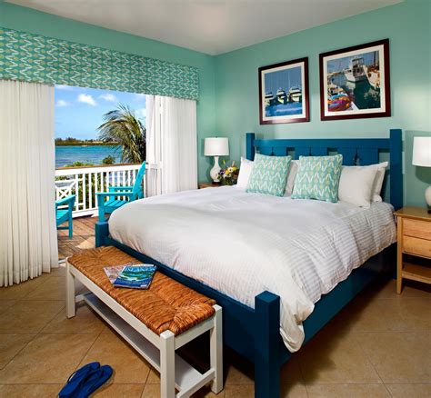 Key West 3 Bedroom Suites Colorful Dining Room