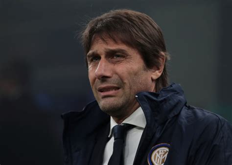 Playing as a midfielder, conte began his career at local club lecce and later became one of the most decorated and influential players in the history of juventus.he captained the team and won the uefa. Calciomercato Inter, Conte spiazza il club: la trattativa ...