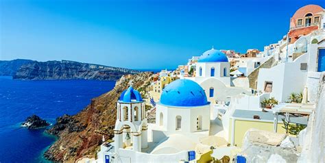 Where To Stay In Santorini Near The Beach Or Town