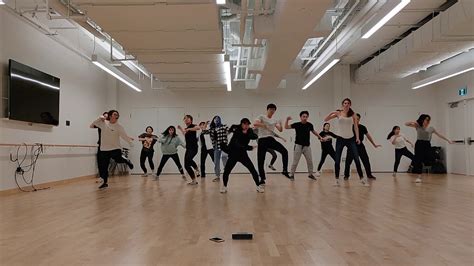 Kpop Dance Class Reveal The Boyz Ubc K Wave Dance Team Youtube