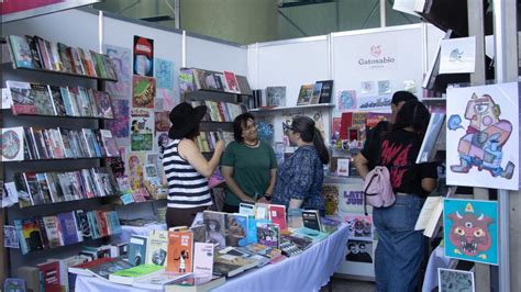 FILMAQ 2023 Niños y jóvenes acuden con curiosidad a la feria de Querétaro