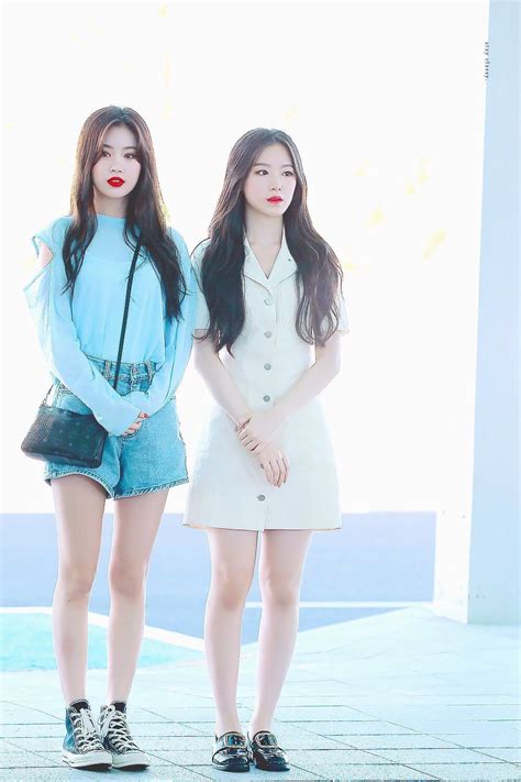 She has also stated in the past that this is the tattoo she likes the most and finds the cutest. #SOOJIN #SHUHUA #GIDLE | Feminino, Soyeon, Mulher