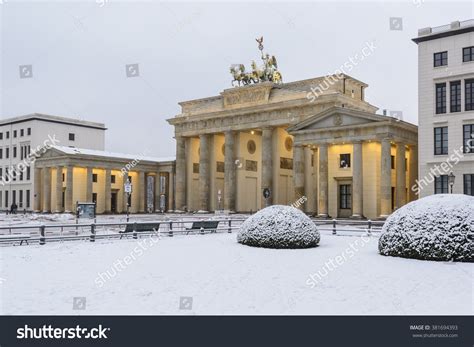Brandenburg Gate Brandenburger Tor In Snow Berlin Germany Europe