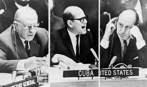 The Cuban Missile Crisis In Pictures 1962 Rare Historical Photos Cuban Missile Crisis