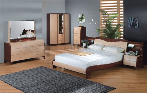 Salamanca bedroom furniture sets & pieces from macy s 8. Maple And Cherry Finish Contemporary Bedroom Set