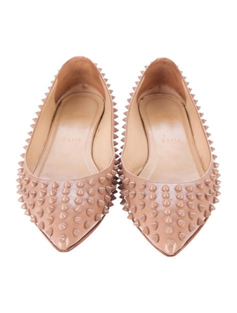 Christian Louboutin Studded Pointed Toe Flats Shoes Cht45180 The