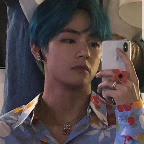 Which phone is used by BTS member V Taehyung? - Quora