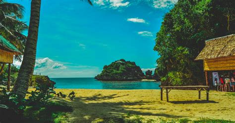 Tatlong Pulo Island In Guimaras Guide To The Philippines