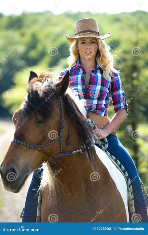 Western Beauty On Horse Stock Image Image Of Shirt Ranch 32759001