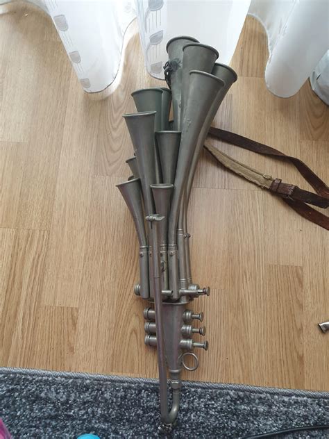 Weird old wind instrument, multiple trumpet : whatisthisthing