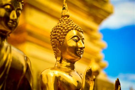 무료 이미지 건축물 하늘 높은 불교의 종교 고대의 법안 노랑 그림 미술 금 신전 신앙 장점 승려