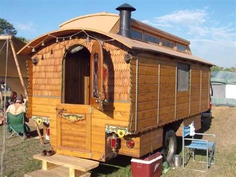 Pin By Ozark Fogg On Outside Gypsy Wagon Gypsy Wagon Gypsy Caravan Gypsy Home