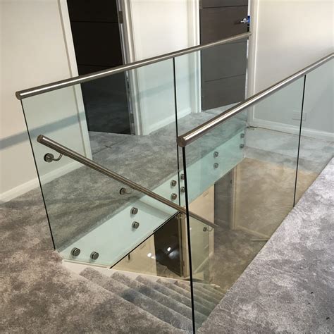 Stainless Steel Patch Fitting Glass Balustrade For Wood Decking With