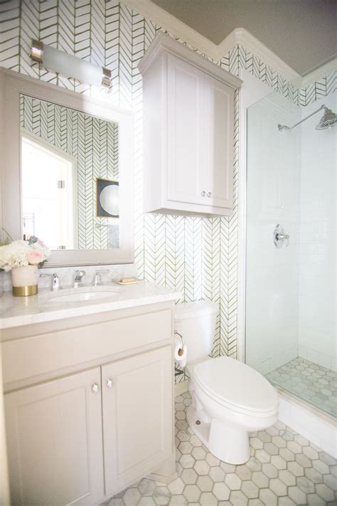 This herringbone marble floor from designer claire paquin really makes a statement in this sophisticated bathroom. 10 Beautiful Ideas for How To Use Wallpaper in Modern Home ...